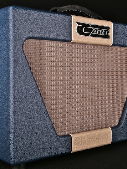 10 WATT 1X10 TUBE AMP TWO-TONE BLUE/CREAM/BLUE