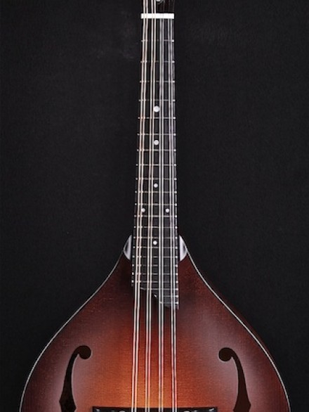 A-STYLE MANDOLIN WITH SUNBURST SATIN FINISH W/CASE