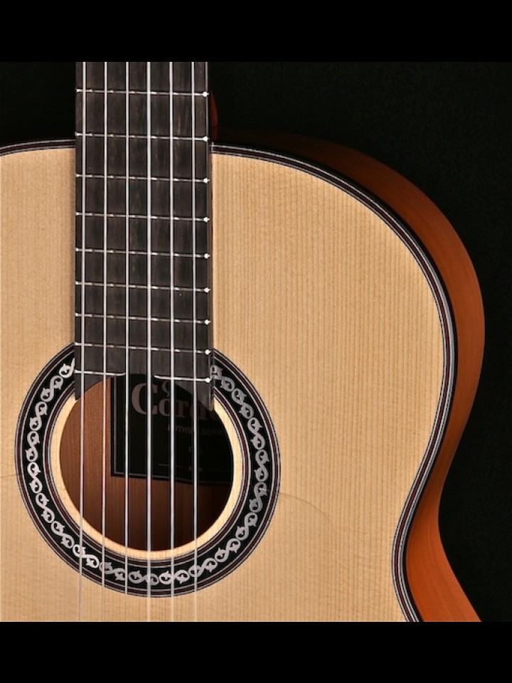 Luthier Series Flamenco with Spruce and Cypress