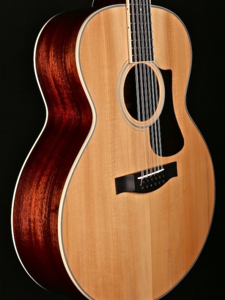 12-String Jumbo with Pickup