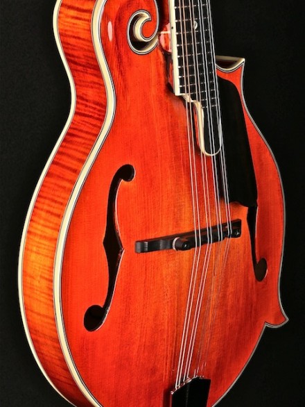F-STYLE MANDOLIN W/ADIRONDACK TOP, FLAMED MAPLE B&S, K&K PU