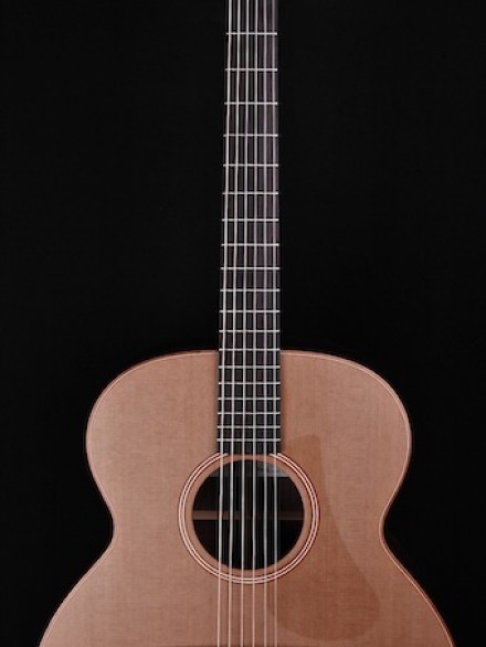 O Model with Rosewood and Cedar