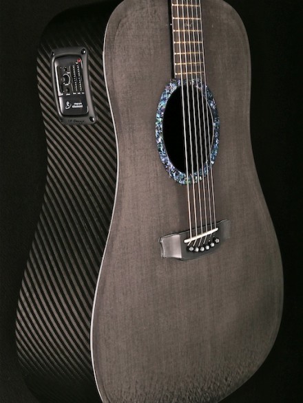 CARBON FIBER DREADNOUGHT W/BAG GS P/U
