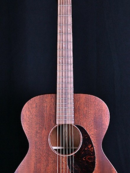 15 Series 000 with all Solid Mahogany