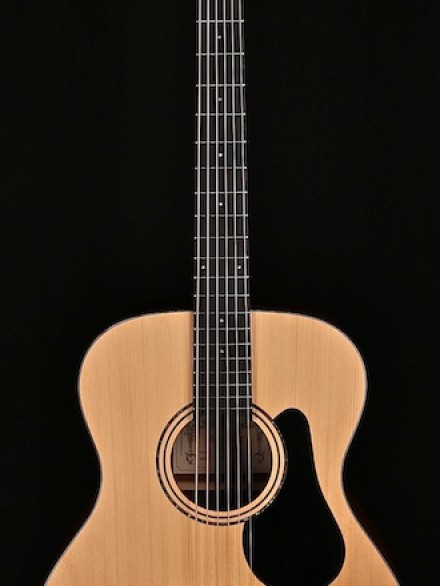 Artist Series Grand Concert with Solid Spruce Top