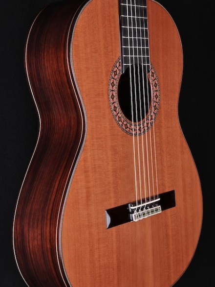 C. 2012 ALL SOLID CEDAR/ROSEWD CLASSICAL W/DELUXE CASE