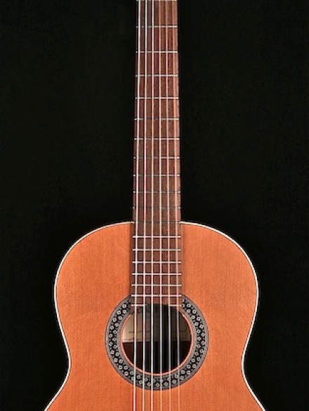 3/4 Size Classical with Solid Cedar Top