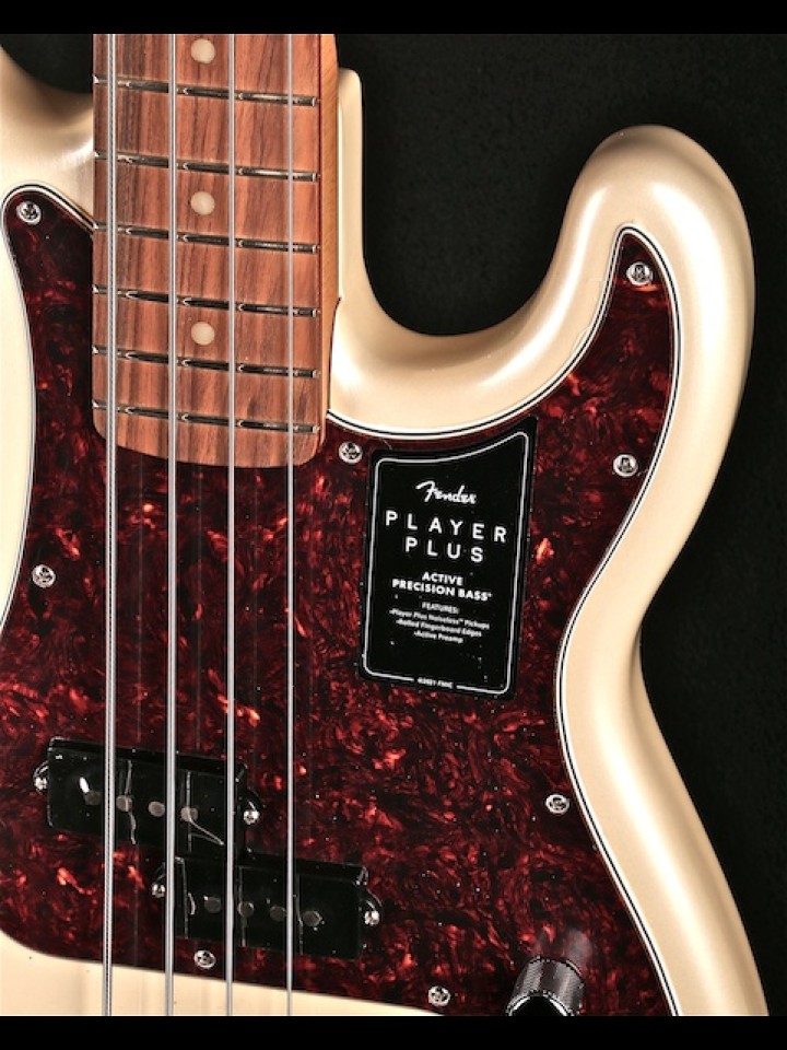 PLAYER PLUS P-BASS OLYMP PEARL