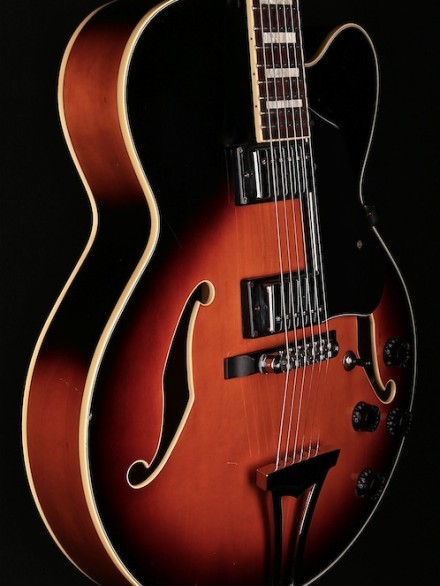 USED ARTCORE AF75 HOLLOWBODY W/GIG BAG