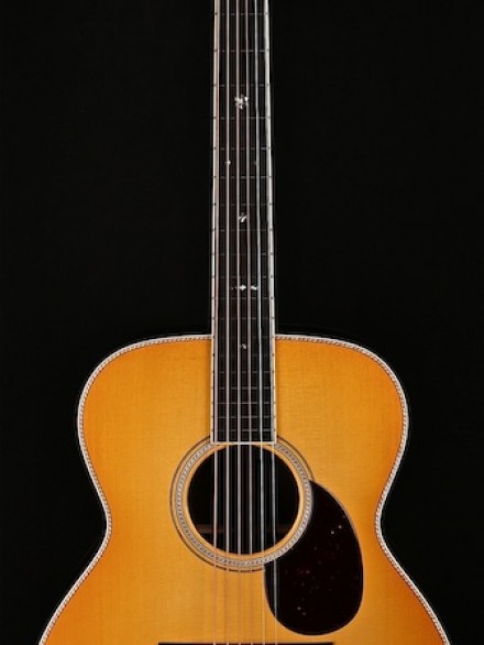 OM GRAND EUROPEAN SPRUCE TOP, ROSEWOOD BACK & SIDES