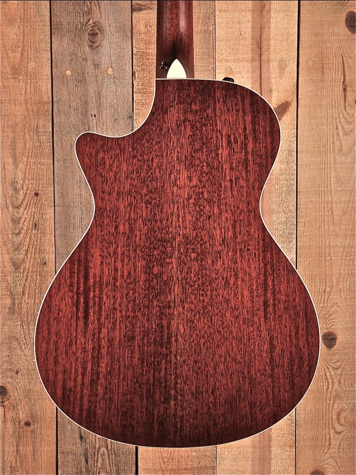 Maple Street Guitars | Acoustic